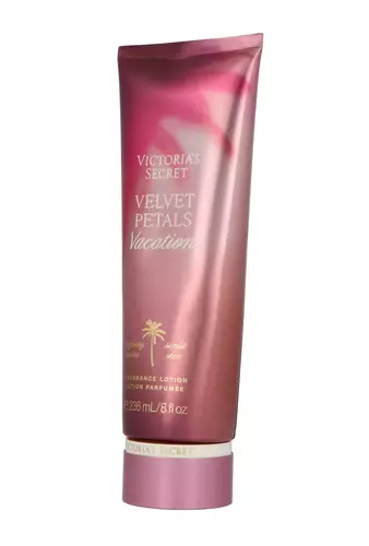 Victoria`s Secret Velvet Petals Vacation Body Lotion 236ml 2