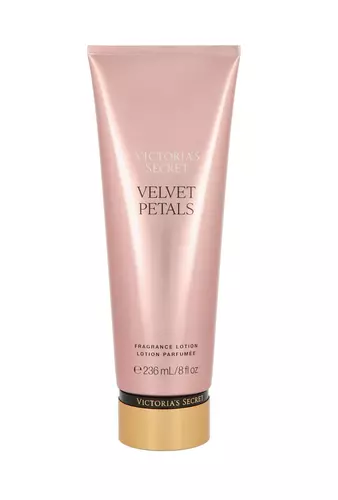 Victoria`s Secret Velvet Petals Body Lotion 236ml 1