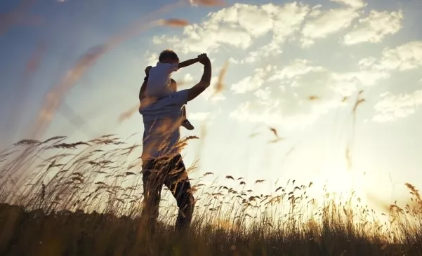 3 amazing ideas to boost perfume sales for Father's Day